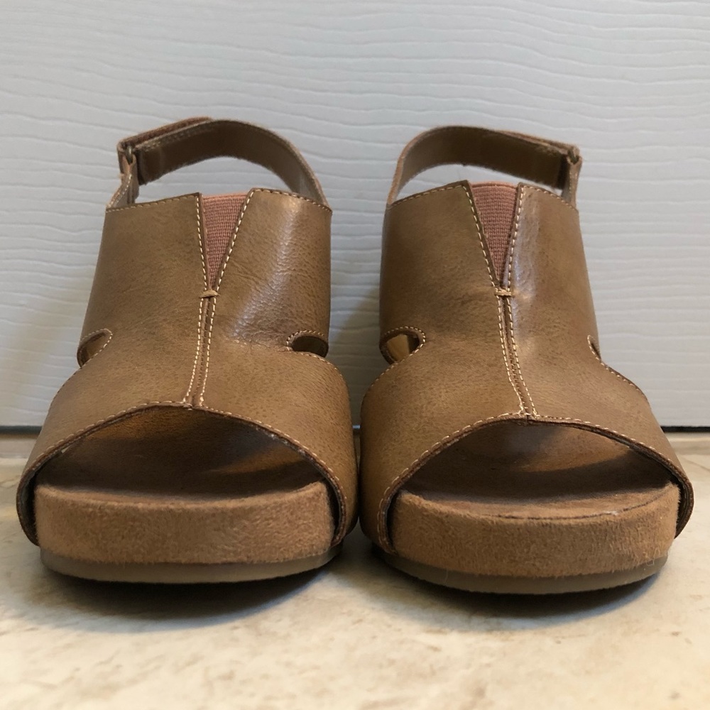 Brown Aerosoles Wedges Size 6.5